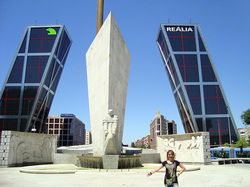 Realia Building